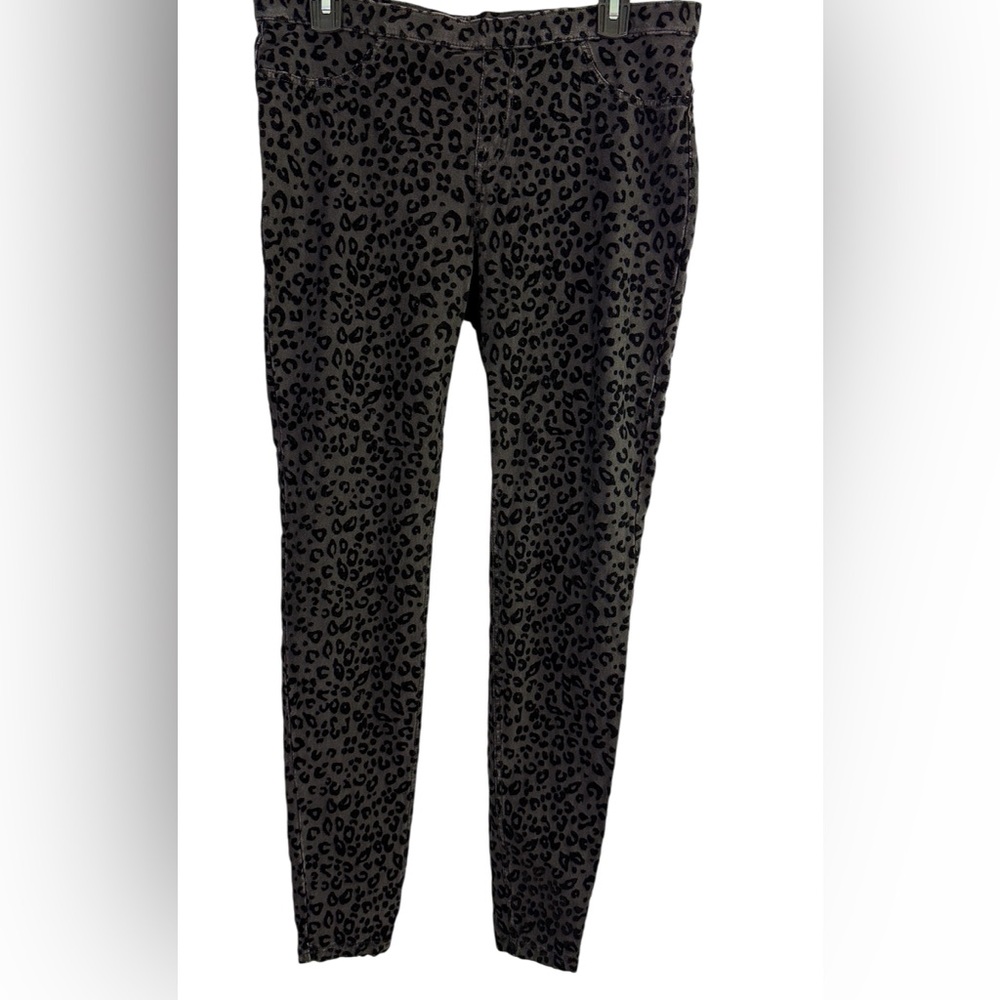 HUE  Black & Gray Velvet Leopard Print Leggings With Back Pockets Size L
